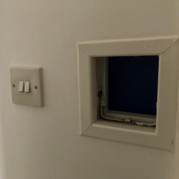 Novel attempt to achieve the functionality of 2 way lighting